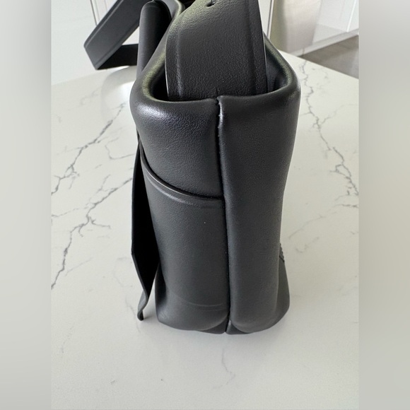 Acne Studios Musubi Shoulder Bag - Picture 5 of 14